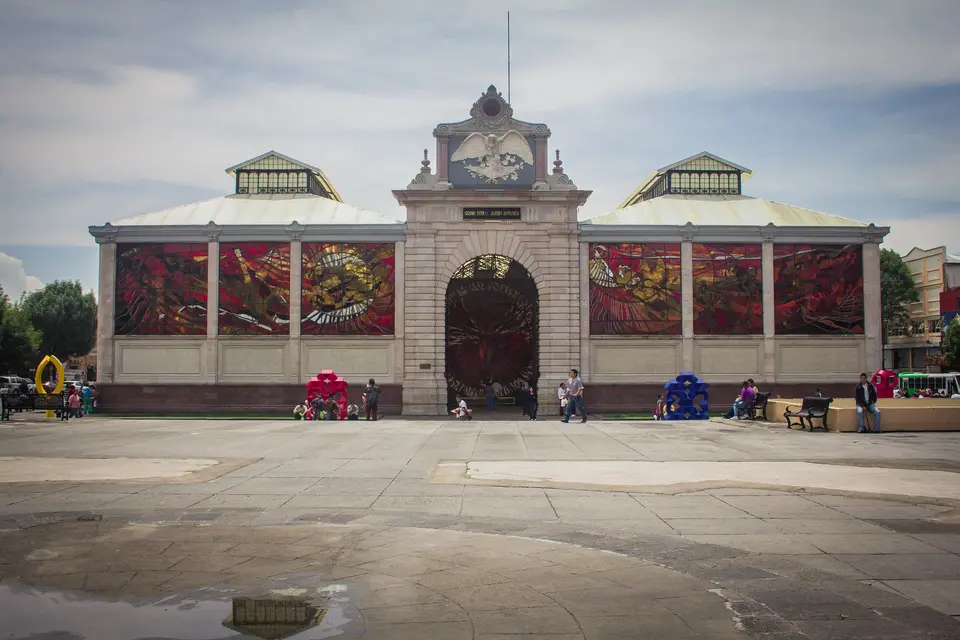 Cosmovitral y Portales del centro histórico de Toluca